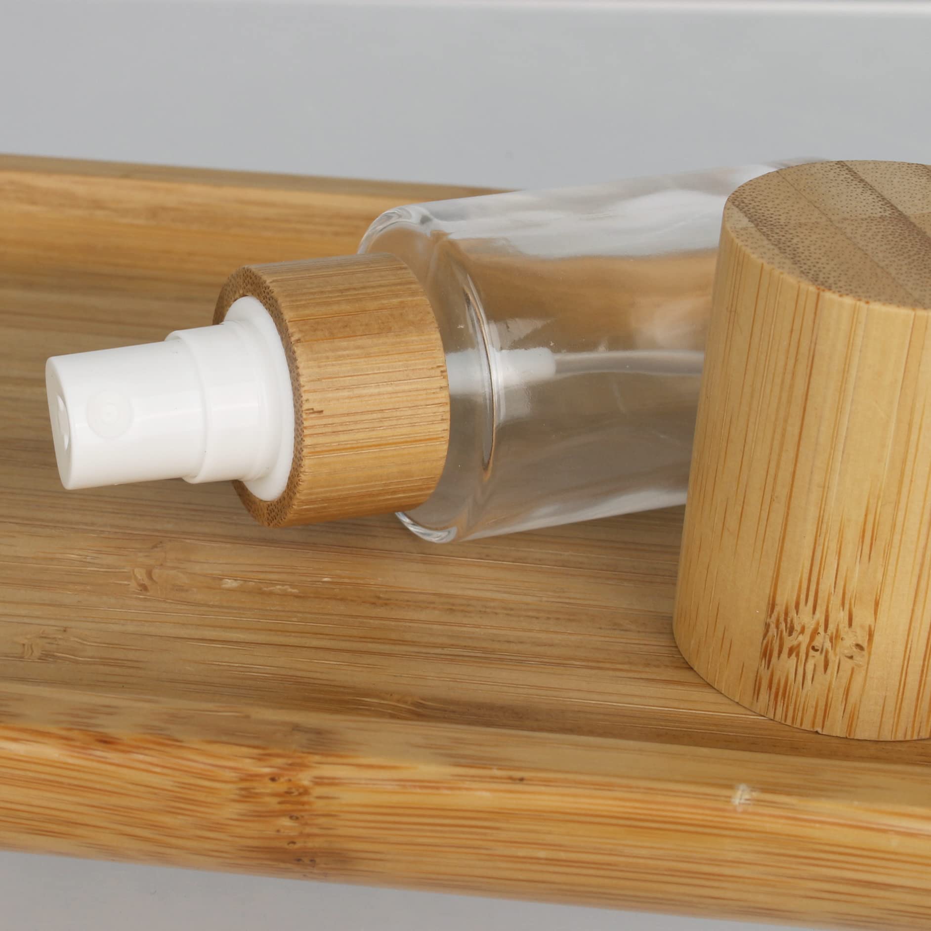 Cosidea 4 Pcs Empty 3.3Oz / 100Ml Bamboo Lid Clear Glass Spray Bottle With Fine Mist Despenser Head For Liquid Perfume Toiletrie